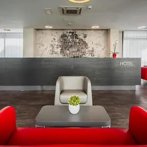 Fasthotel Linate Отель Сеграте